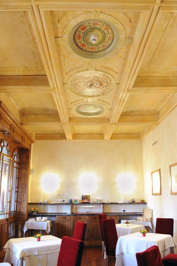 Dimora Del Barone Hotel Romagnano Sesia Exterior foto