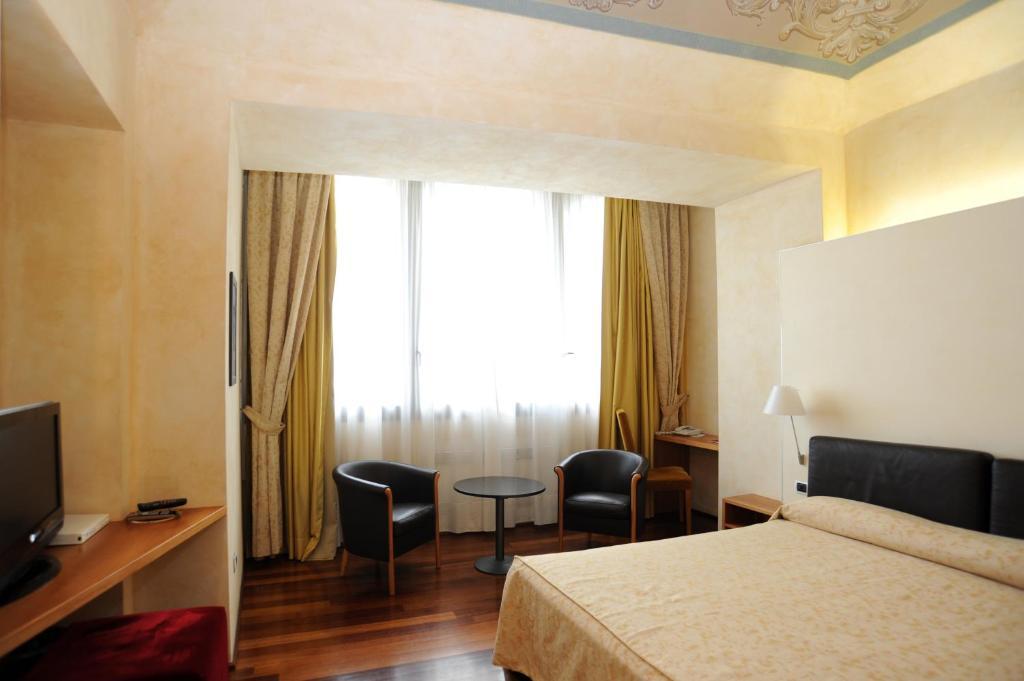 Dimora Del Barone Hotel Romagnano Sesia Quarto foto