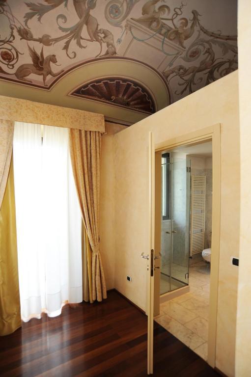 Dimora Del Barone Hotel Romagnano Sesia Quarto foto